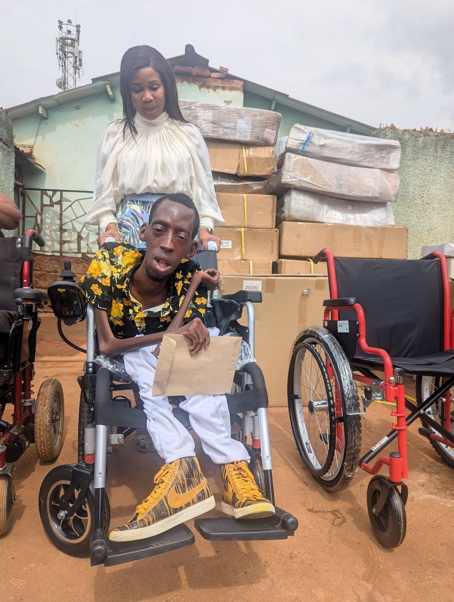 Minnie Baloyi-Chiwenga In Surprise Public Appearance