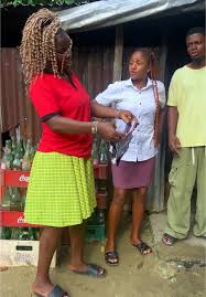 Co‑wives fight over pants