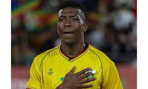 Hadebe suspended over camp code breach