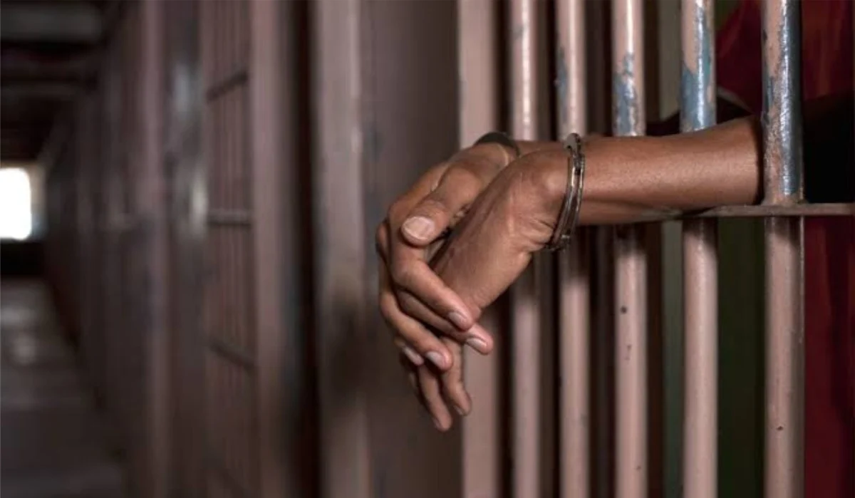 Two Harare Men Sentenced To Nine Years For Stealing US$5,631, R26,600 From Mukuru